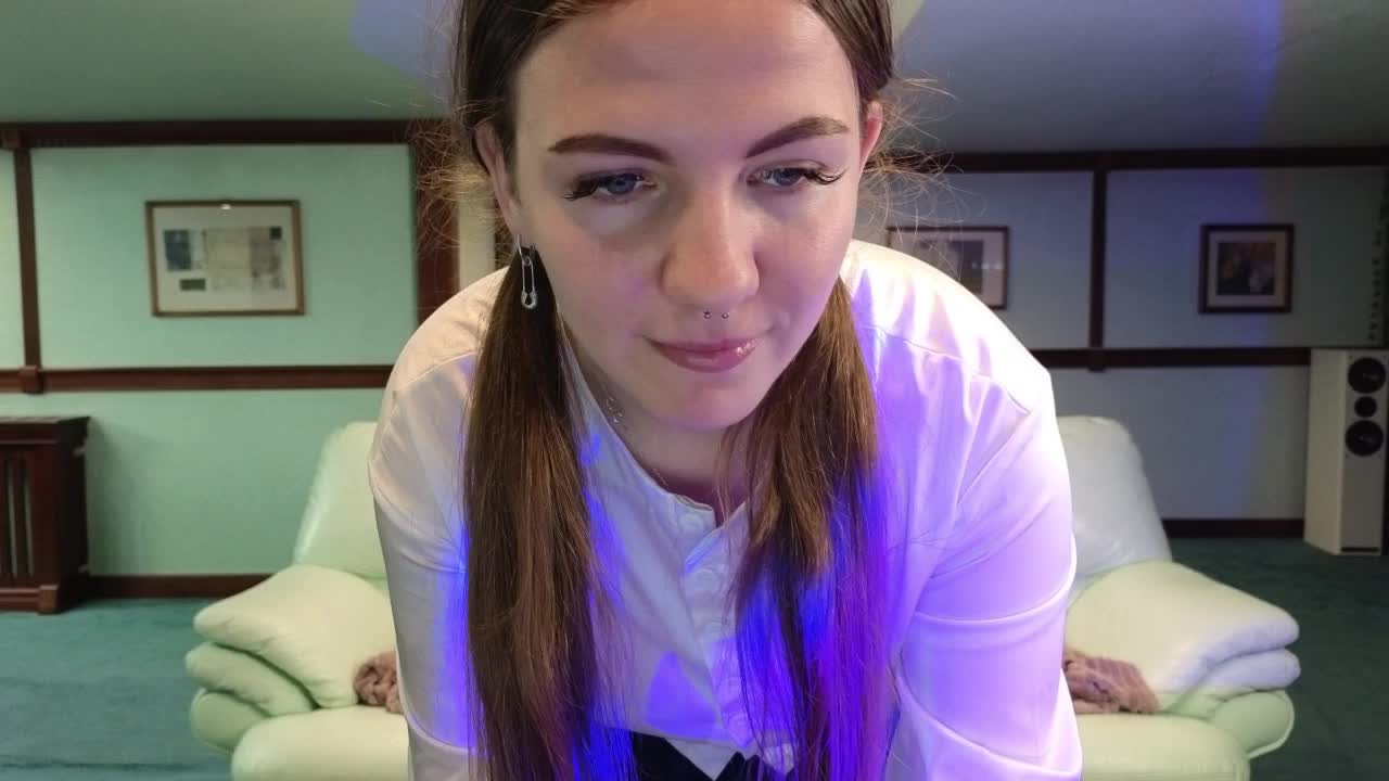 KiraRustle Adult Chat December 18, 2025