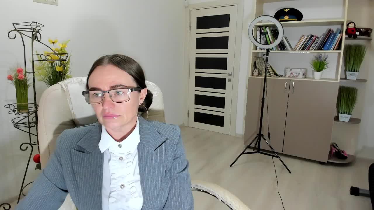 -Michelle- Adult Chat December 18, 2025