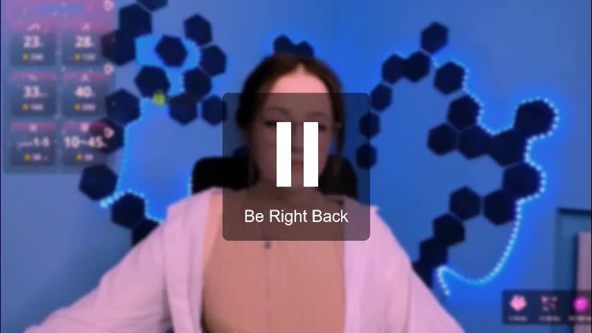 luna_berryy Adult Chat December 18, 2025