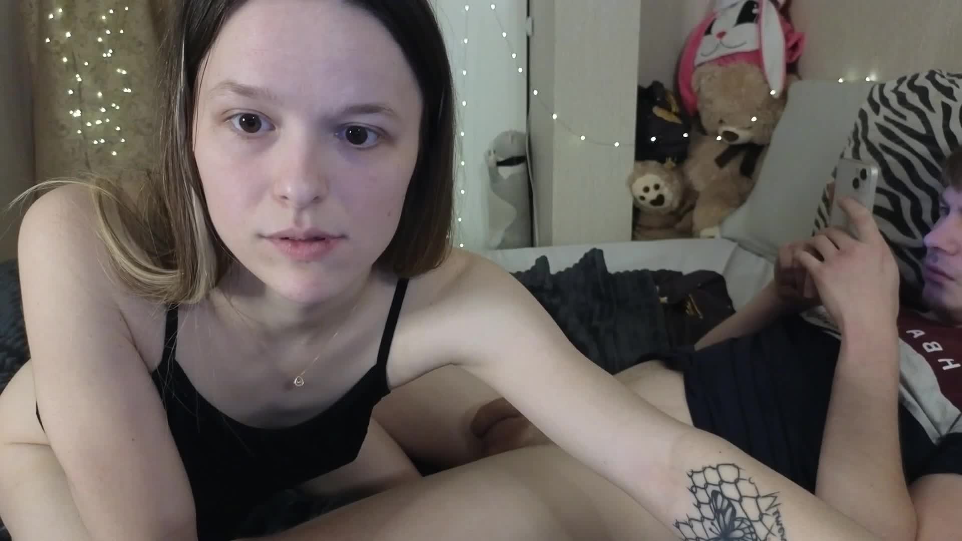 mali- Adult Chat December 18, 2025