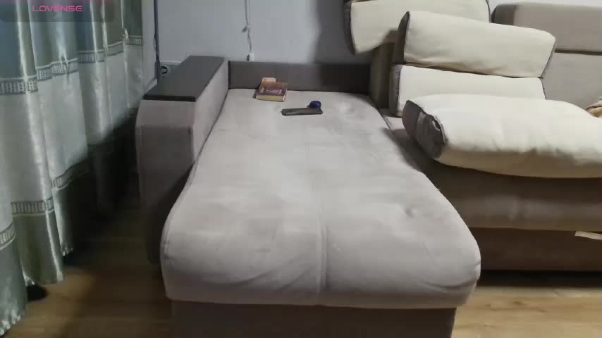 Milaa1998 Adult Chat December 18, 2025