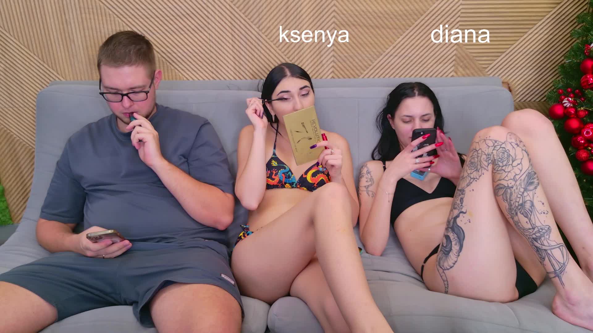 WebcamSlut Adult Chat December 18, 2025