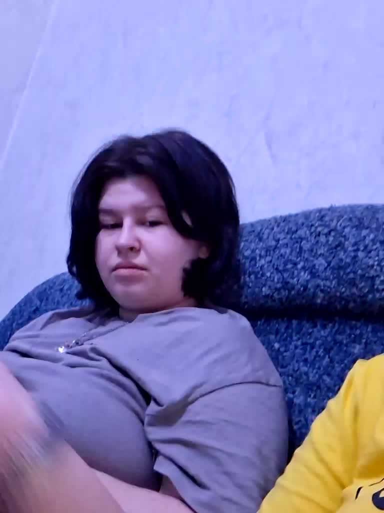 2Lesbians Adult Chat December 18, 2025