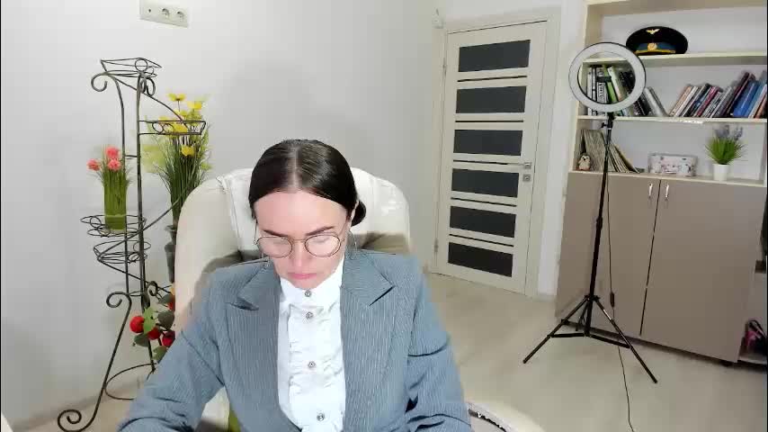 vika7333 Adult Chat December 18, 2025