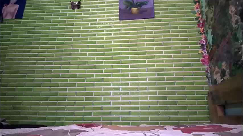 mohawkred Adult Chat December 18, 2025