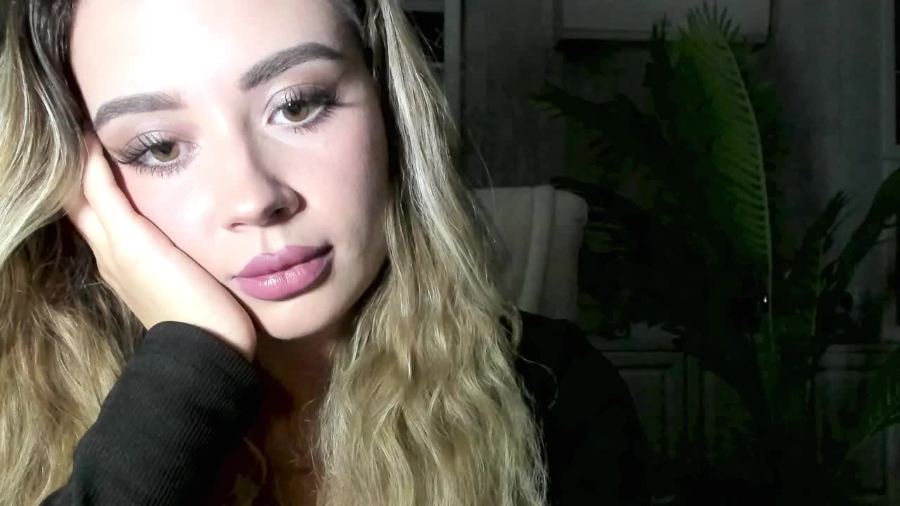 AnnaPopy Adult Chat December 18, 2025