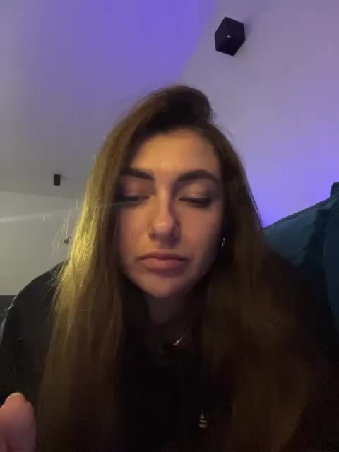 WILDGIRL Adult Chat December 18, 2025