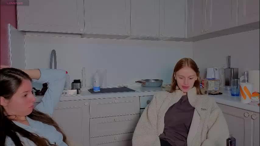 ihavepaws33 Adult Chat December 18, 2025