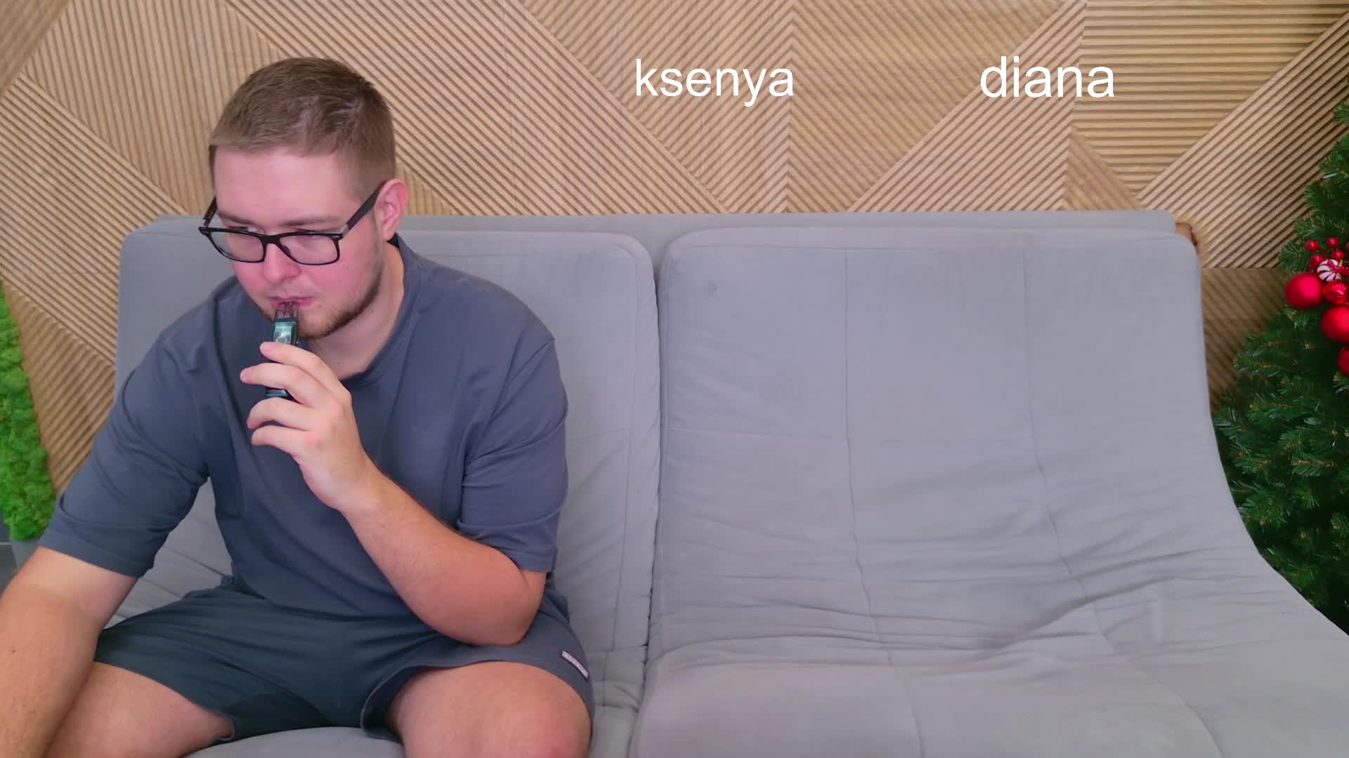 WebcamSlut Adult Chat December 18, 2025