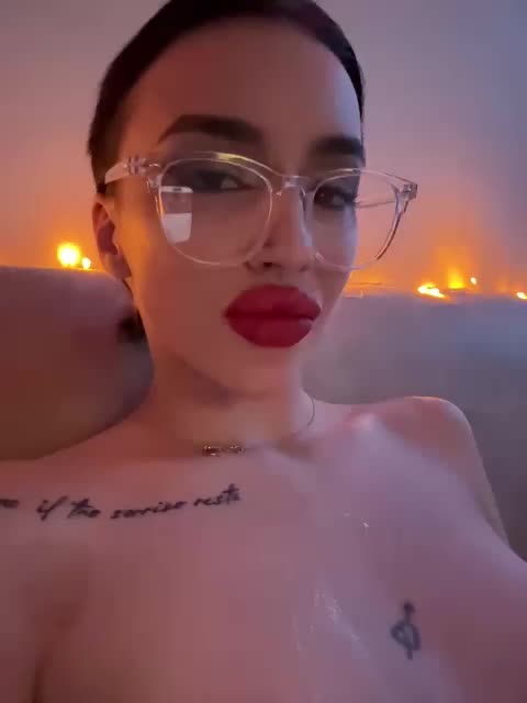 AdeleLaCroix Adult Chat December 18, 2025