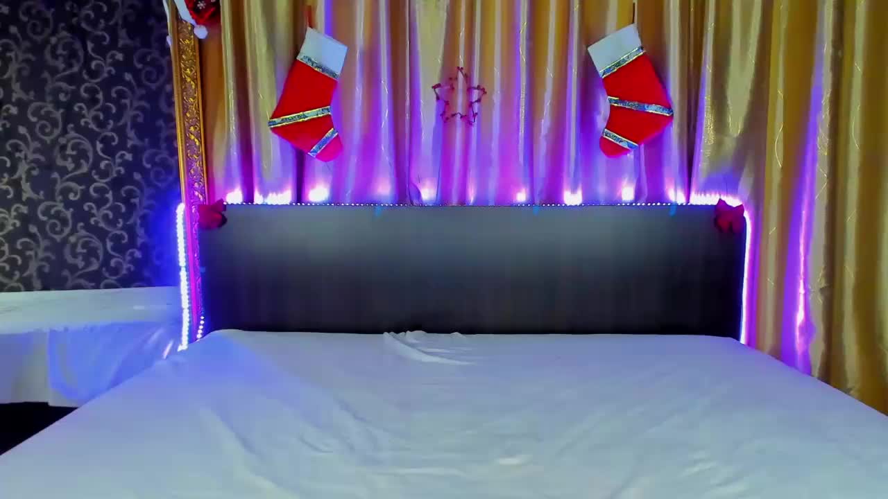 Polly-Love Adult Chat December 18, 2025