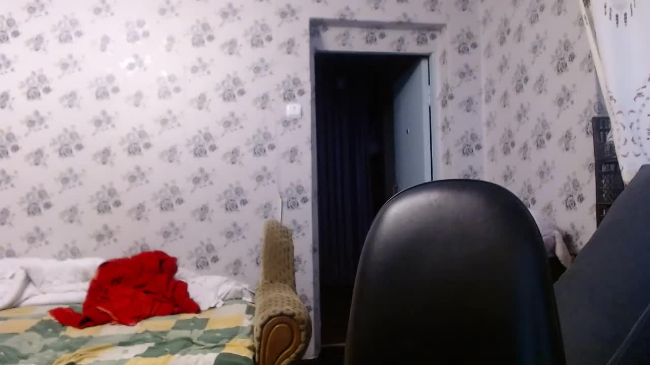 Karolina33 Adult Chat December 18, 2025