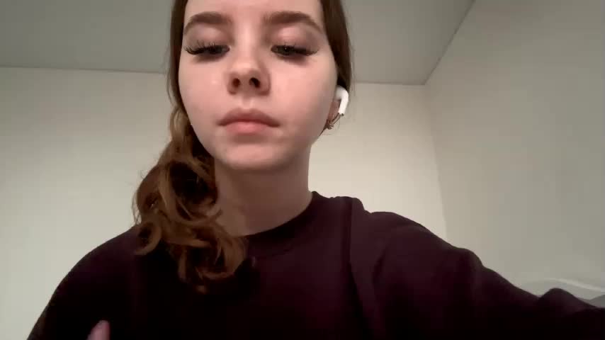 Lil-RO-XO Adult Chat December 18, 2025