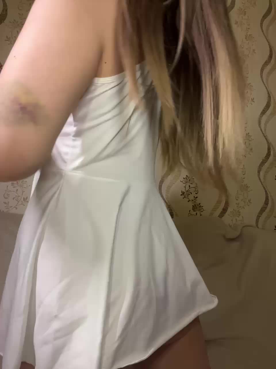 MelMooon Adult Chat December 18, 2025