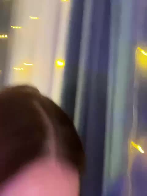 CurvyWoman- Adult Chat December 18, 2025