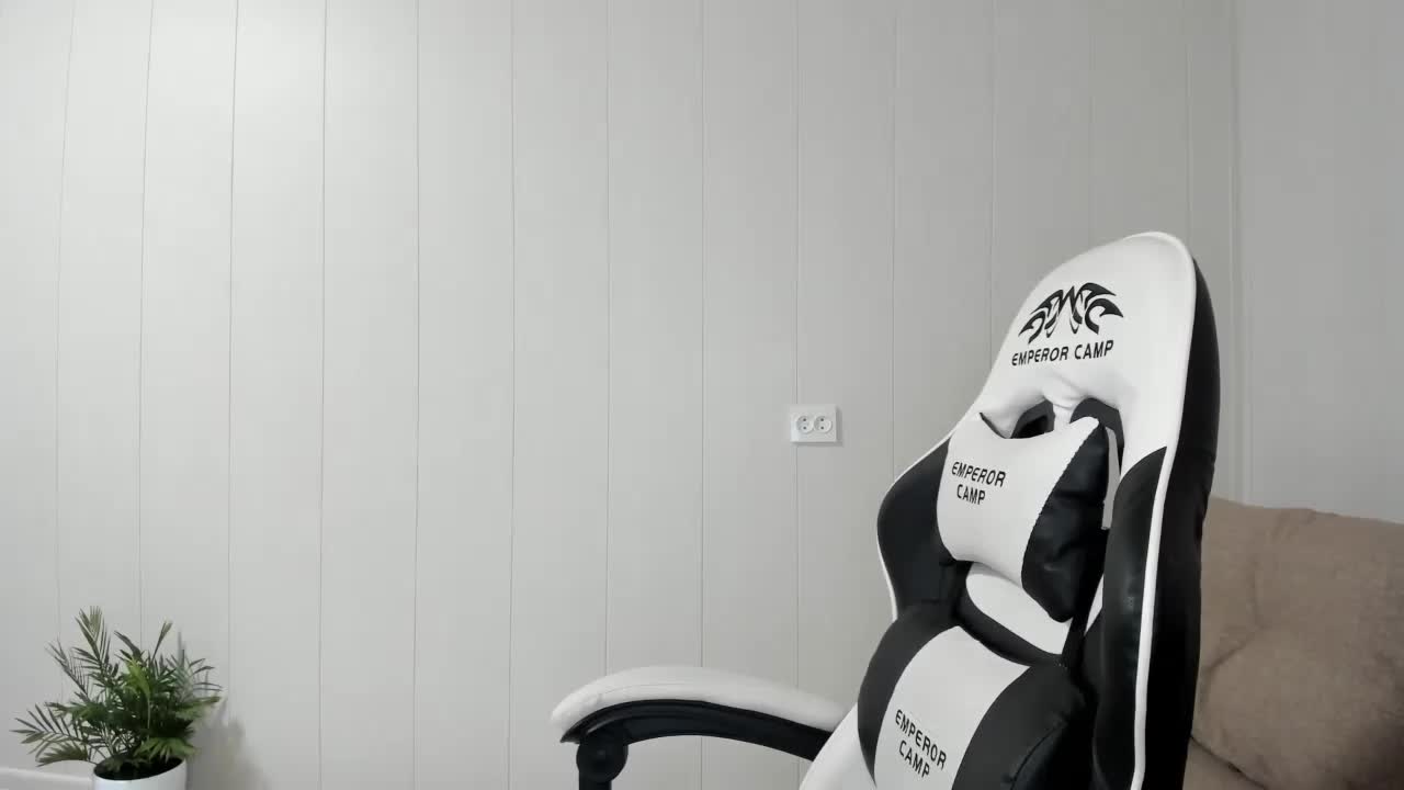 Kiza9 Adult Chat December 18, 2025