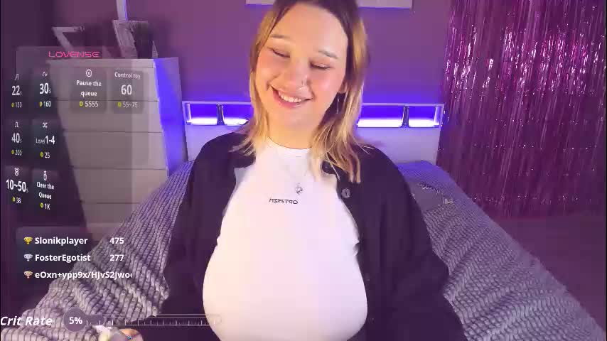 super_huge_boobs Adult Chat December 18, 2025