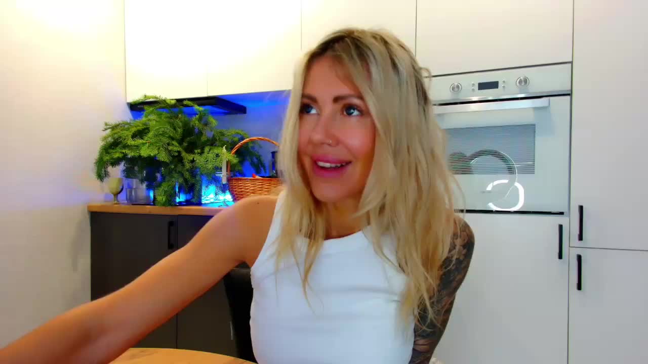 BlackAngel_ Adult Chat December 18, 2025