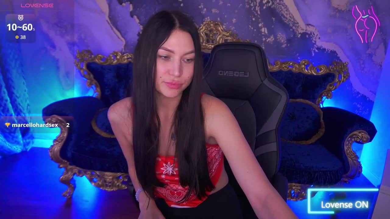 EliseVelour Adult Chat December 18, 2025