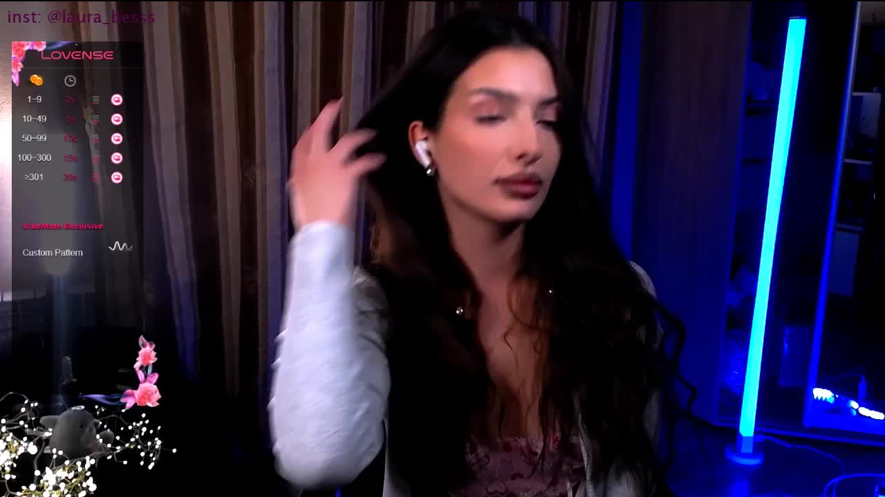 LauraBess Adult Chat December 18, 2025