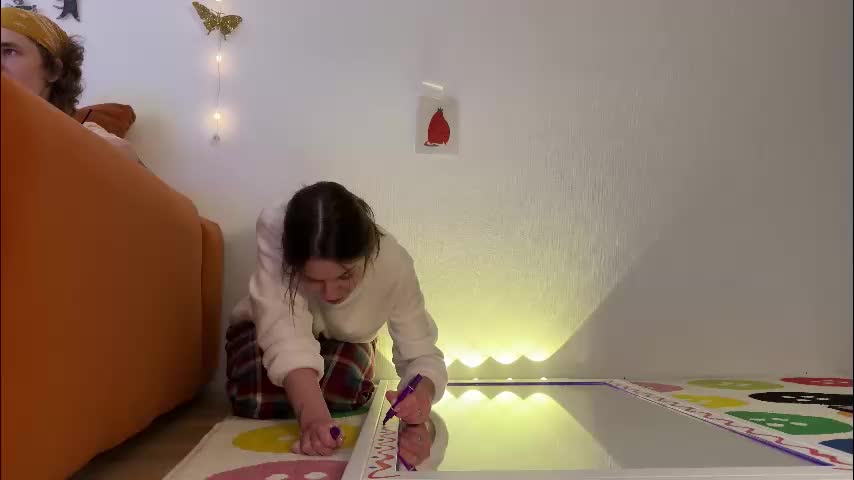 di_n_alex Adult Chat December 18, 2025