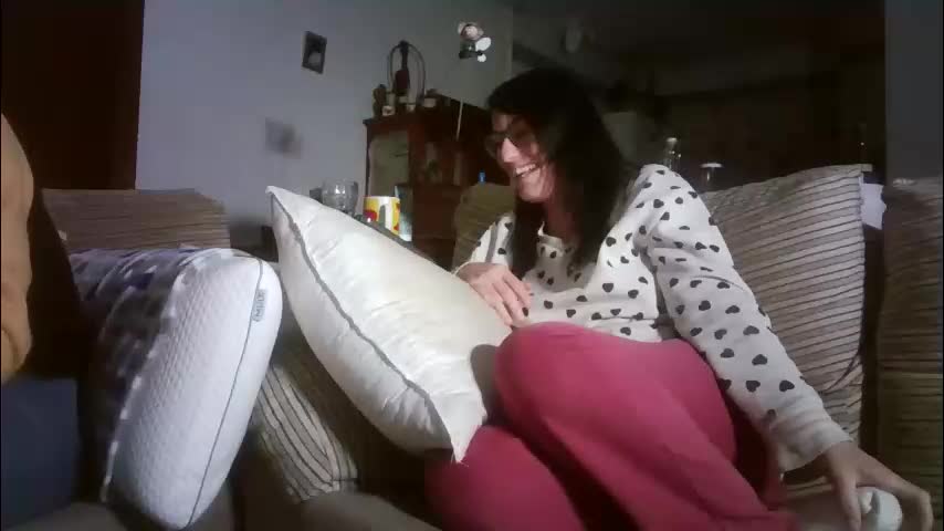 lolahueso Adult Chat December 18, 2025