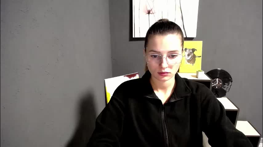 olivia_vi Adult Chat December 18, 2025