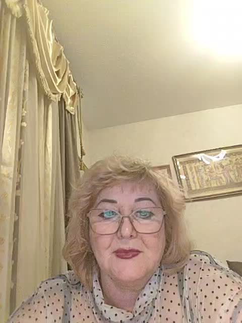 KarinkaSweet Adult Chat December 19, 2025