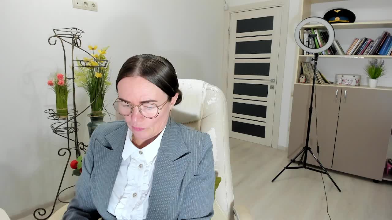 -Michelle- Adult Chat December 18, 2025