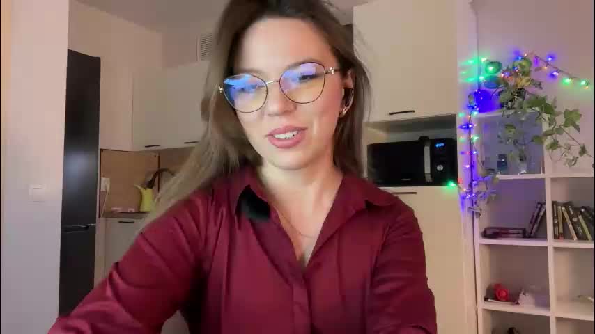 sweetdreamvic Adult Chat December 18, 2025