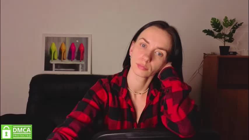 annakillian_kiss Adult Chat December 18, 2025