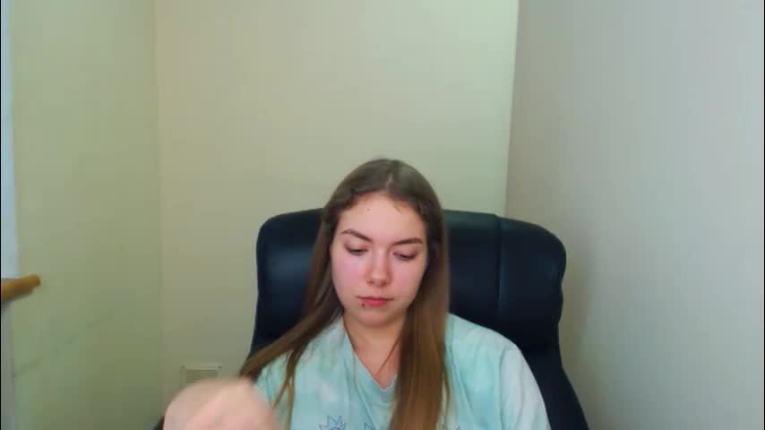 zoey_deuttch Adult Chat December 18, 2025