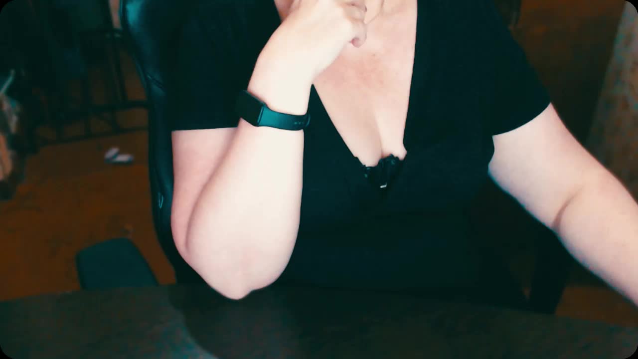 Alisa1917 Adult Chat December 19, 2025