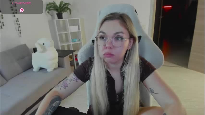 hot_babayaga Adult Chat December 19, 2025