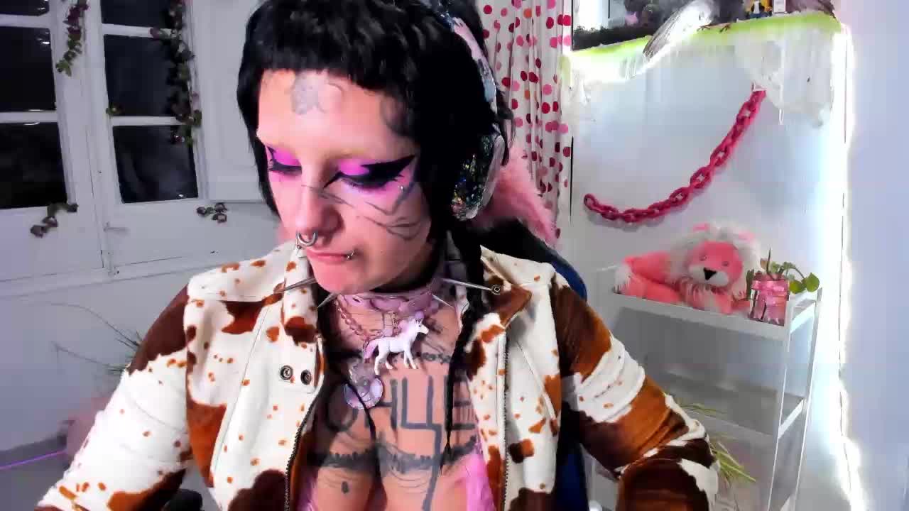 Lady-sontse- Adult Chat December 19, 2025