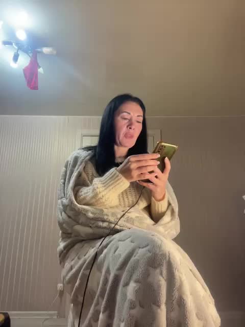 Karolina_Milf Adult Chat December 19, 2025