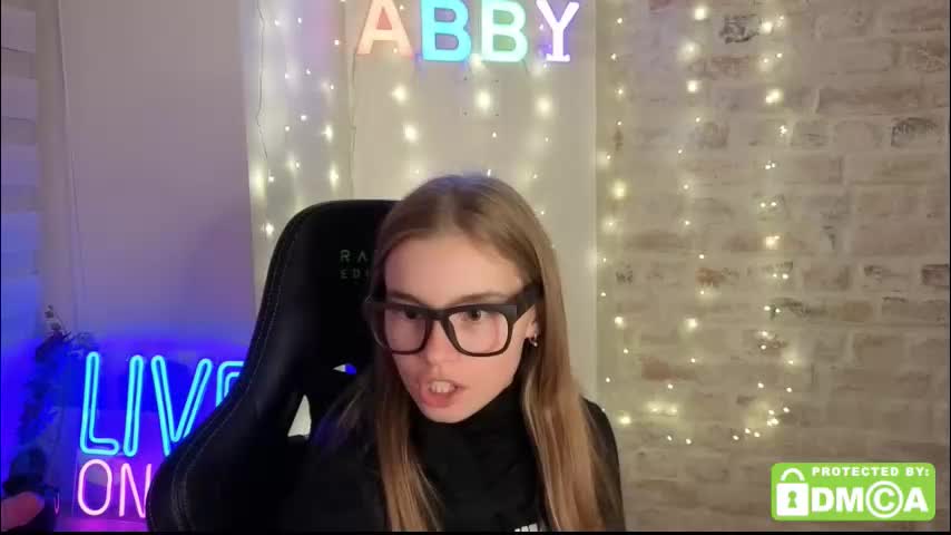 roxxxie_reid Adult Chat December 19, 2025