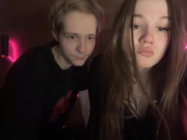 titsDestroy2007 Adult Chat December 19, 2025