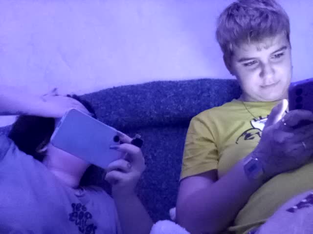 2Lesbians Adult Chat December 19, 2025