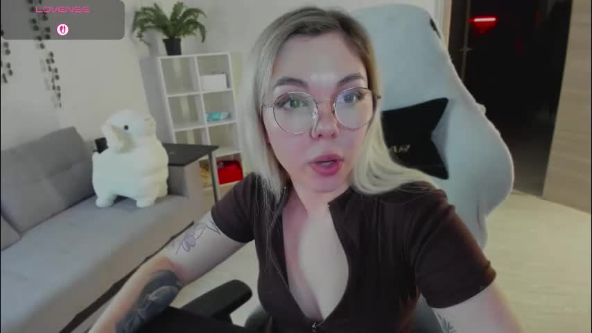 hot_babayaga Adult Chat December 19, 2025