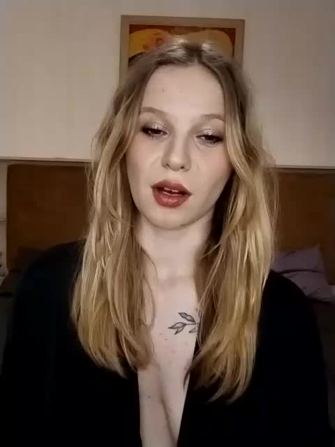 1biscuit1 Adult Chat December 19, 2025