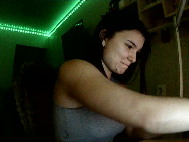 Bella1ove Adult Chat December 19, 2025