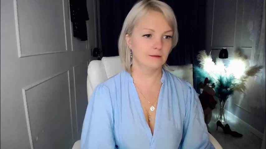 emmmam Adult Chat December 19, 2025