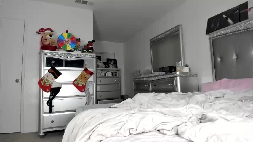 mariahpinkkitty Adult Chat December 19, 2025