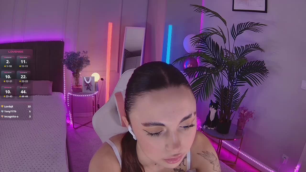 Lerochkaa Adult Chat December 19, 2025