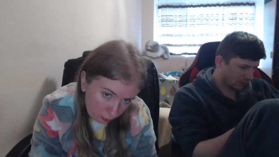 jenisandpeter Adult Chat December 19, 2025