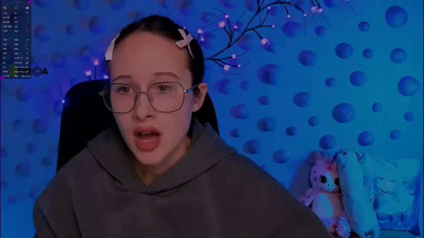 mona_cloud Adult Chat December 19, 2025