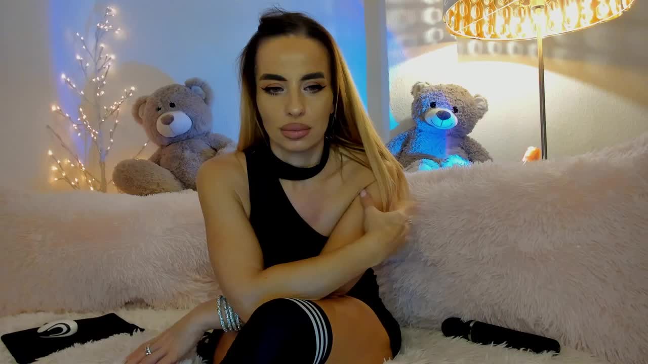 FeralFoxy Adult Chat December 19, 2025