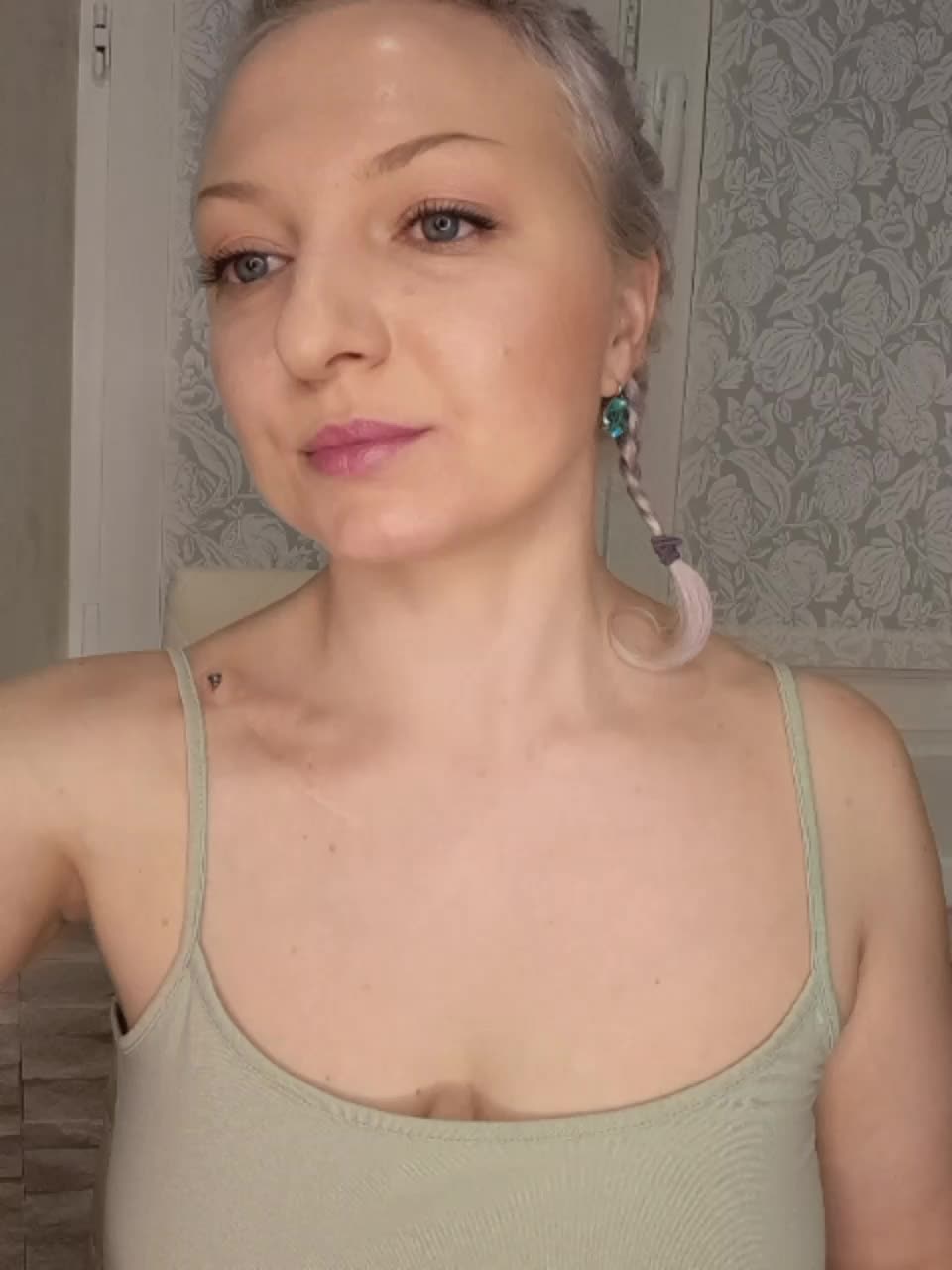 Anesteishen Adult Chat December 19, 2025