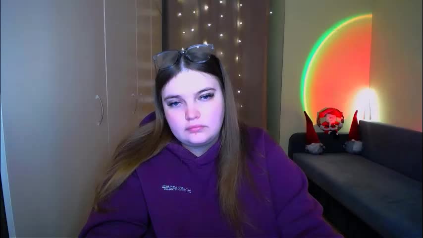 emma_dorn Adult Chat December 19, 2025